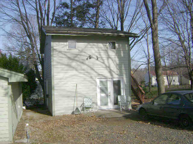 Building photograph for 227 DANBURY RD